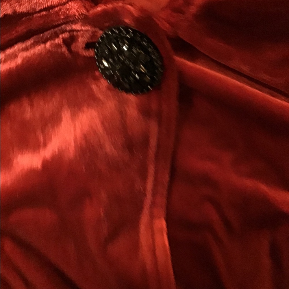 Women’s size extra large red velvet jacket - Picture 10 of 10